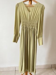 (Category: ) located in . Submitted by jungiwardrobe (Listing ID 1179700207, Image 1). Description: .