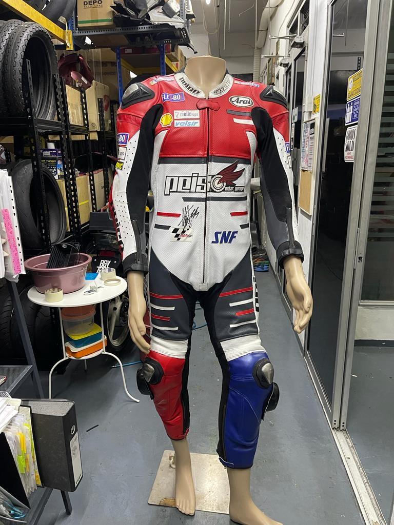 Riding full suit store