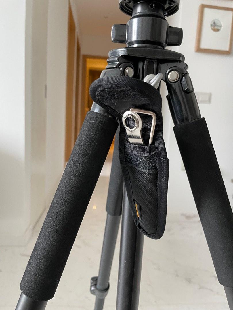 Giottos MTL9251B Professional Aluminum Tripod, Photography, Photography