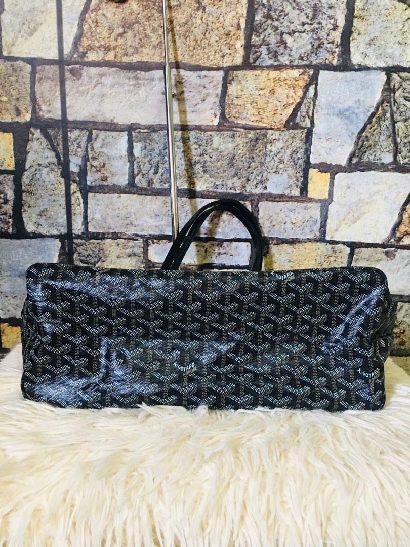 Goyard Vendôme Mini bag in rare Jet Black, Luxury, Bags & Wallets on  Carousell