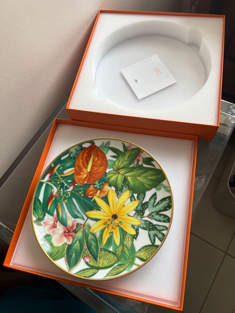 Hermes passifolia dessert plate, Furniture & Home Living, Kitchenware