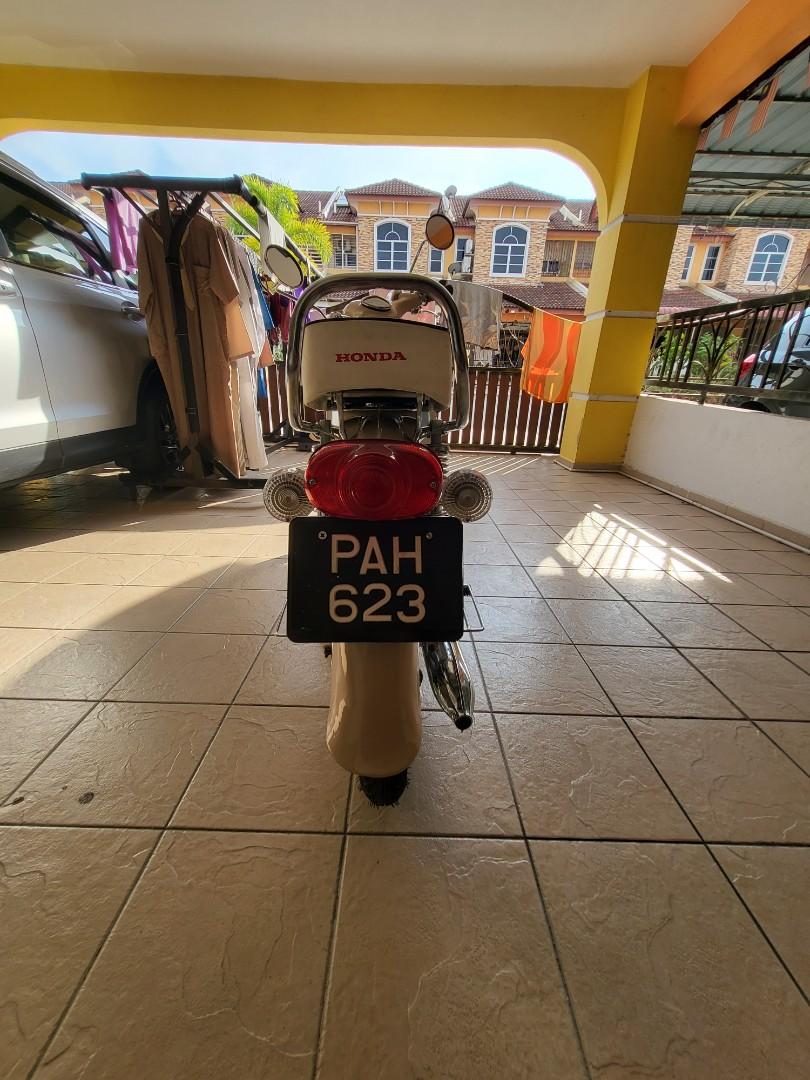 Honda C70 1980 EX5 ENGINE, Motorbikes on Carousell