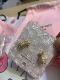 （分類：）位於 。 由 choishukhan 提交（商品編號 1179800284，圖片 1）。簡介： 。