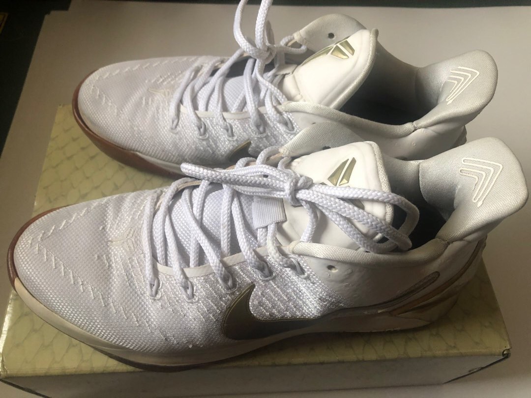 Kobe ad hotsell low white