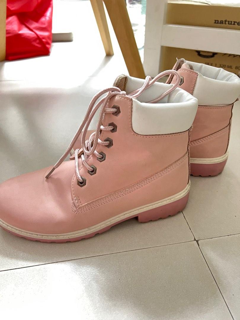 Korean boots, Women's Fashion, Footwear, Boots on Carousell