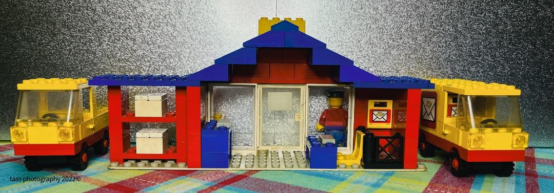 Lego 6362 Post Office Bundle with Lego 6651 Mail Truck w o Minifig