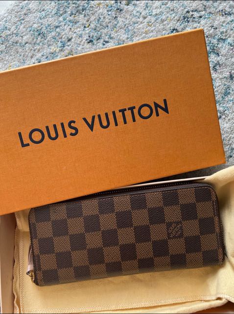Lv wallet malaysia deals