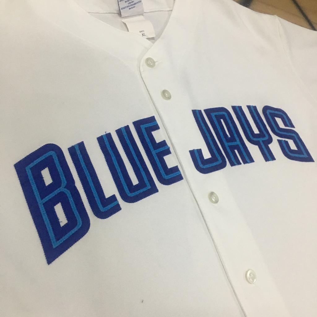 MLB TORONTO BLUE JAYS MAJESTIC JERSEY, Men's Fashion, Activewear on  Carousell
