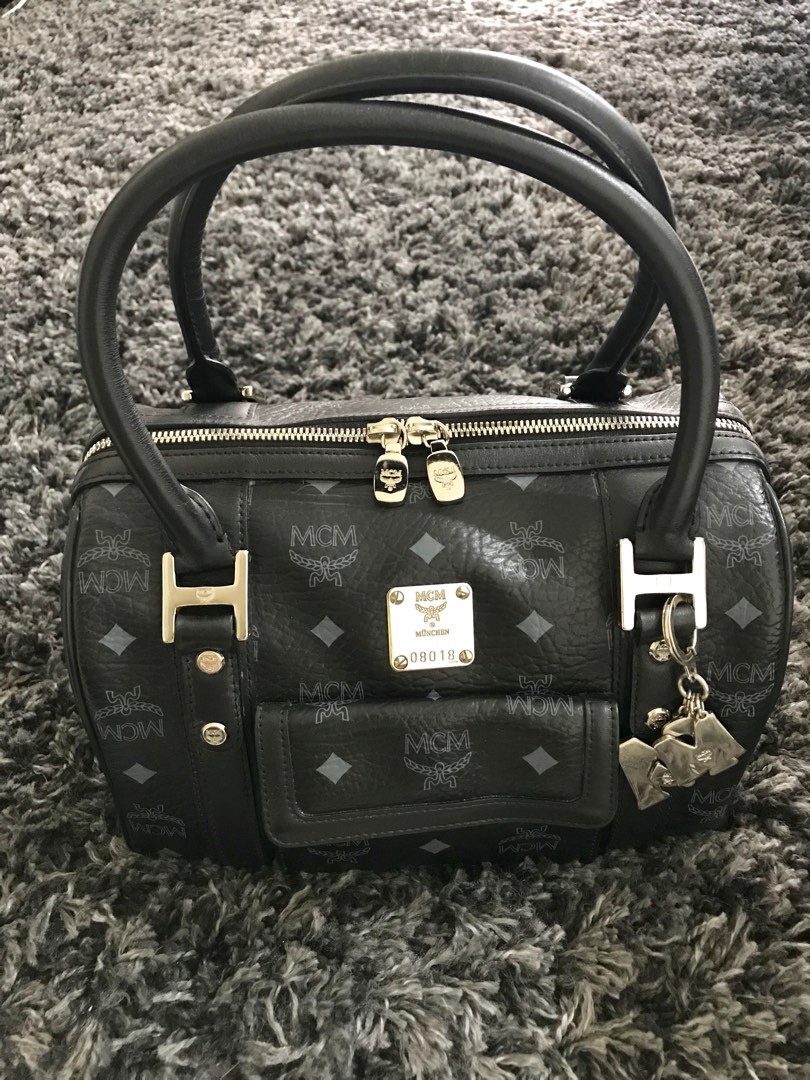 Black mcm boston bag hot sale
