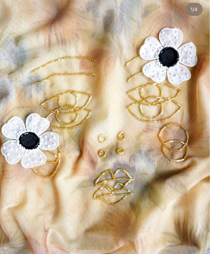 mote-mote-red-matilda-fesyen-wanita-pakaian-wanita-baju-luaran-di