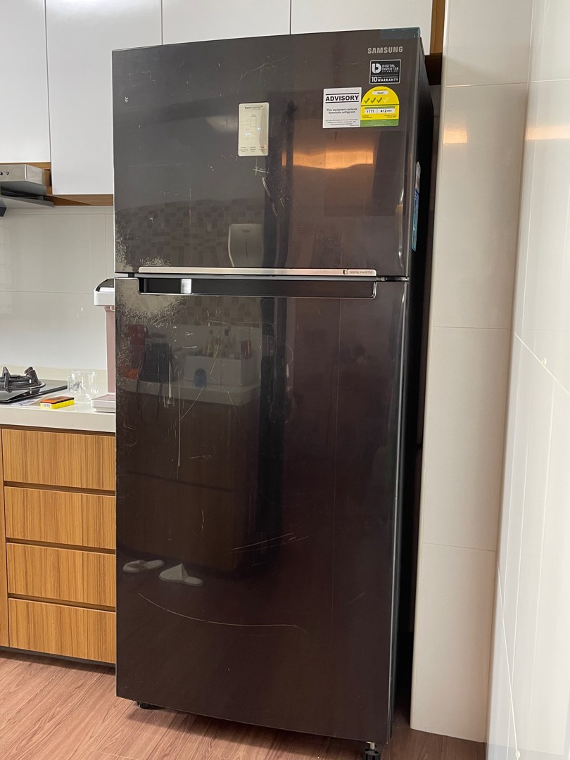 refrigerator and stove for sale