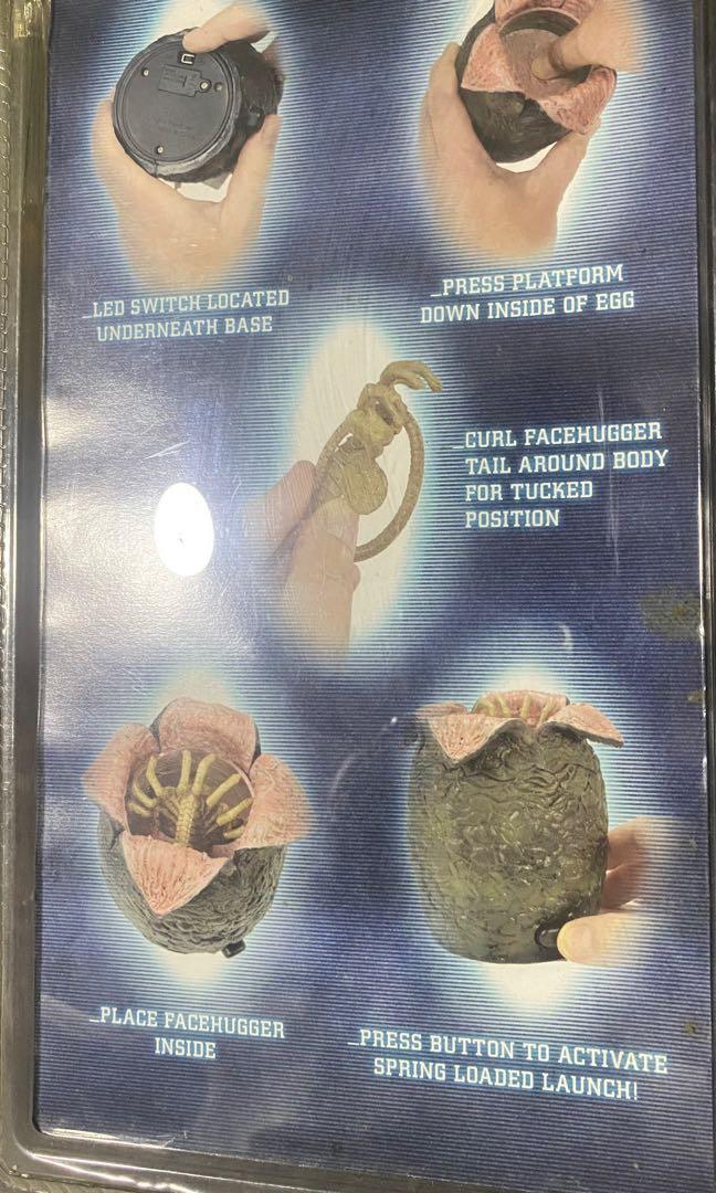 NECA Aliens Xenomorph Egg with Face Hugger & LED lights, Hobbies & Toys ...