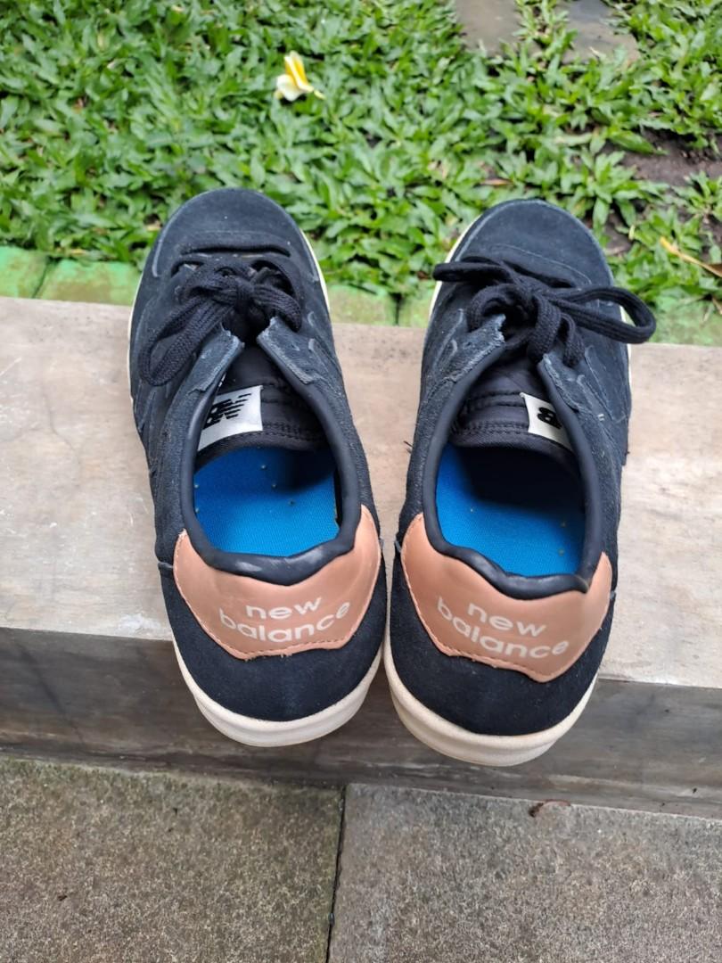 NEW BALANCE CRT300GG Fesyen Pria Sepatu Sneakers di Carousell