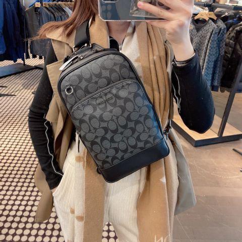 Graham pack in blocked signature canvas with varsity 2025 stripe