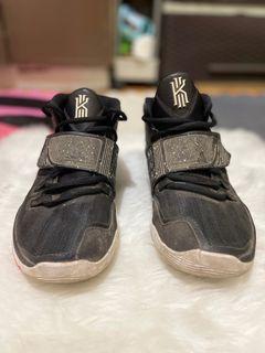 Nike Kyrie 4 Black and White