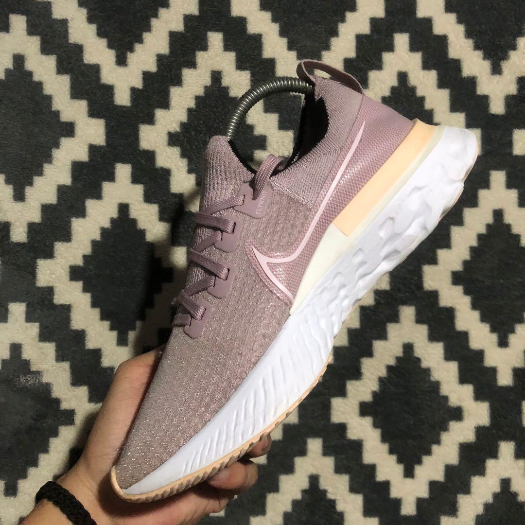 Nike React Odyssey, Women's Fashion, Footwear, Sneakers on Carousell