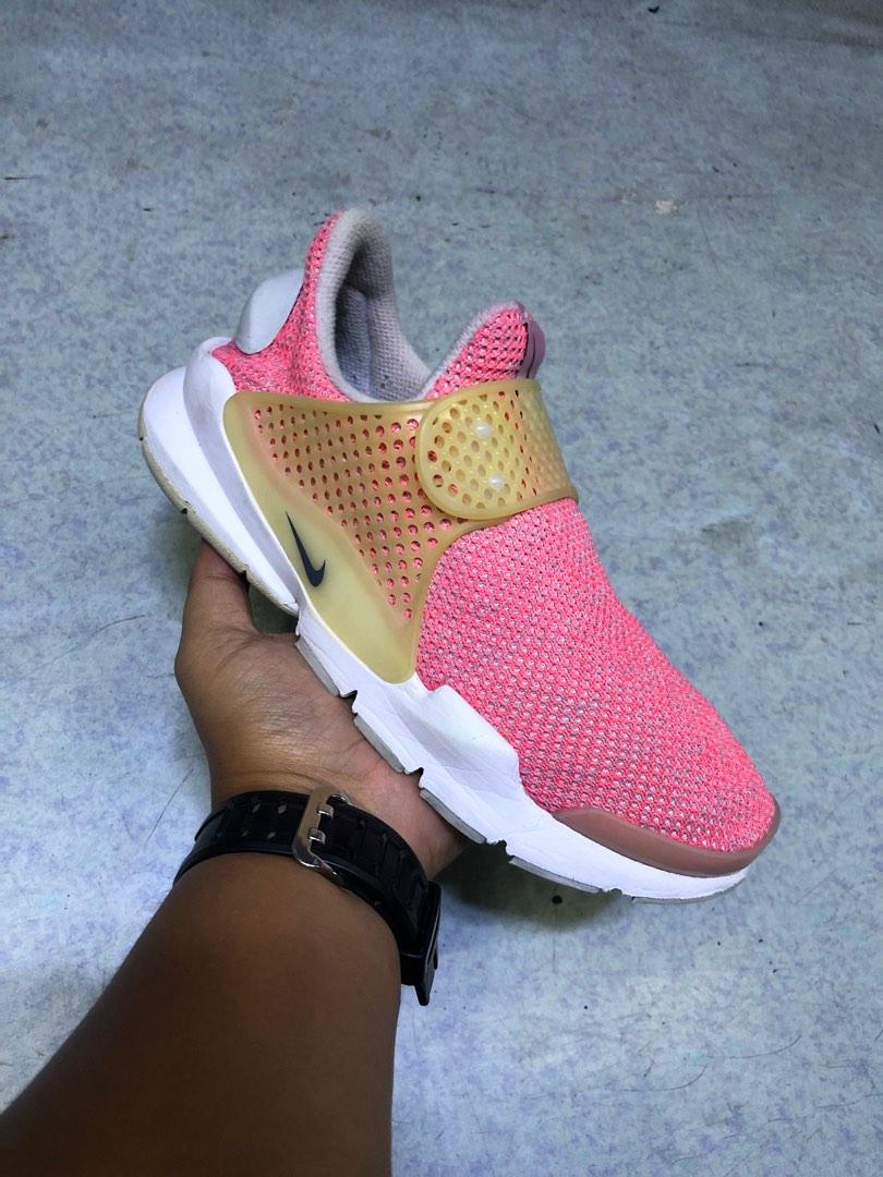 Pink sock darts online