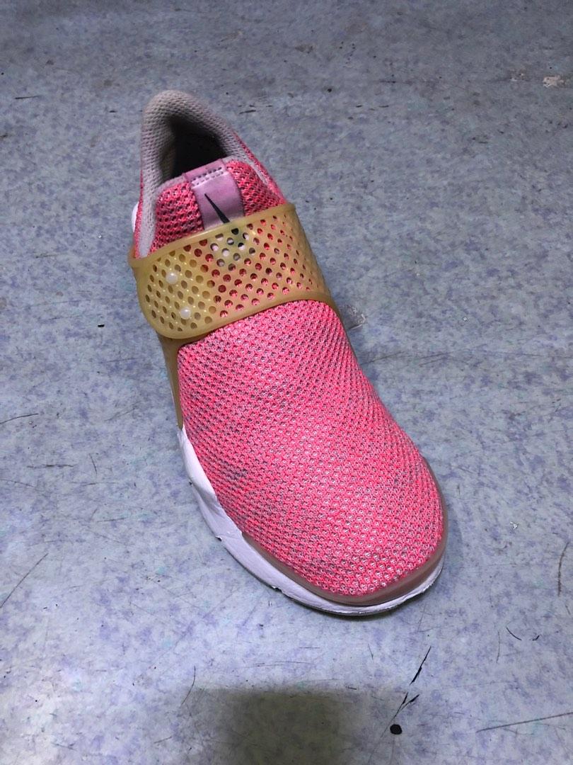 Nike WMNS Sock Dart SE GS Pink 23.5 cm