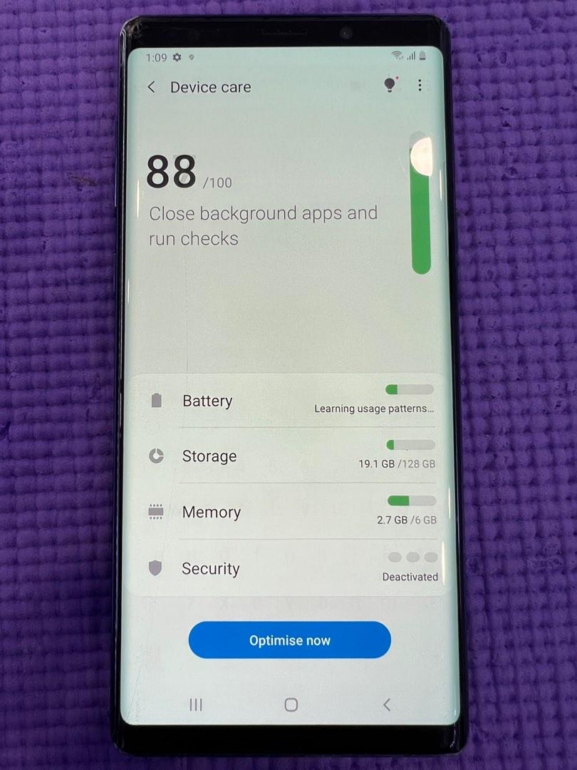 Note 9 (screen crack / green colour screen ), Mobile Phones & Gadgets