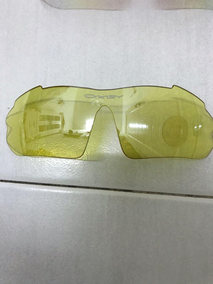 Oakley lens polycarbonate UV400, Men's Fashion, Watches & Accessories