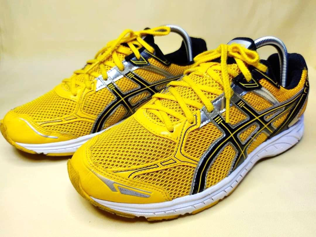 rain boots with studs