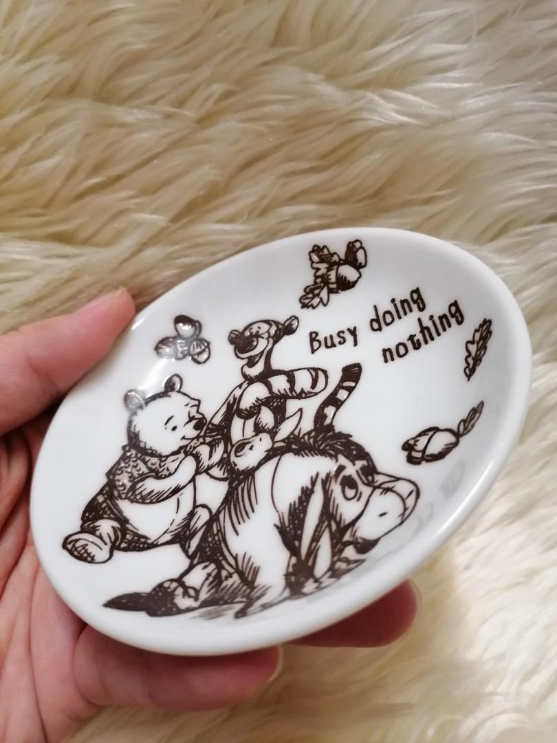 Original Disney Winnie the pooh super nice sauce plate ! So cute