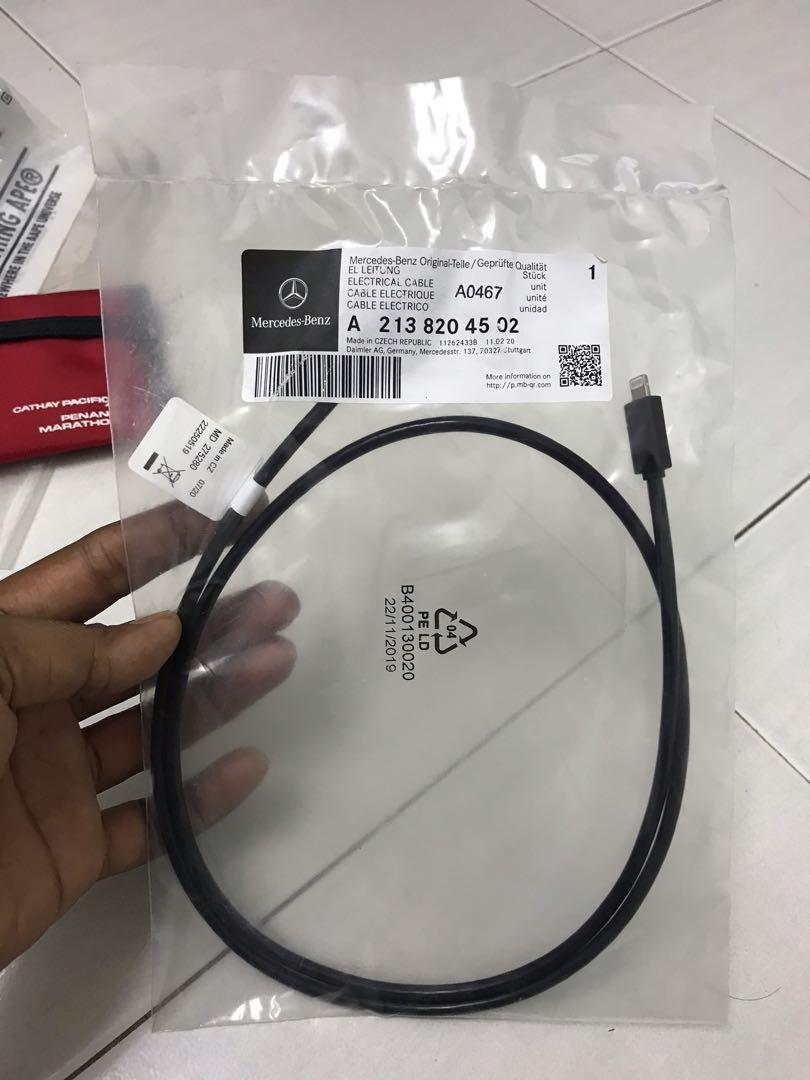Mercedes cable for hot sale iphone