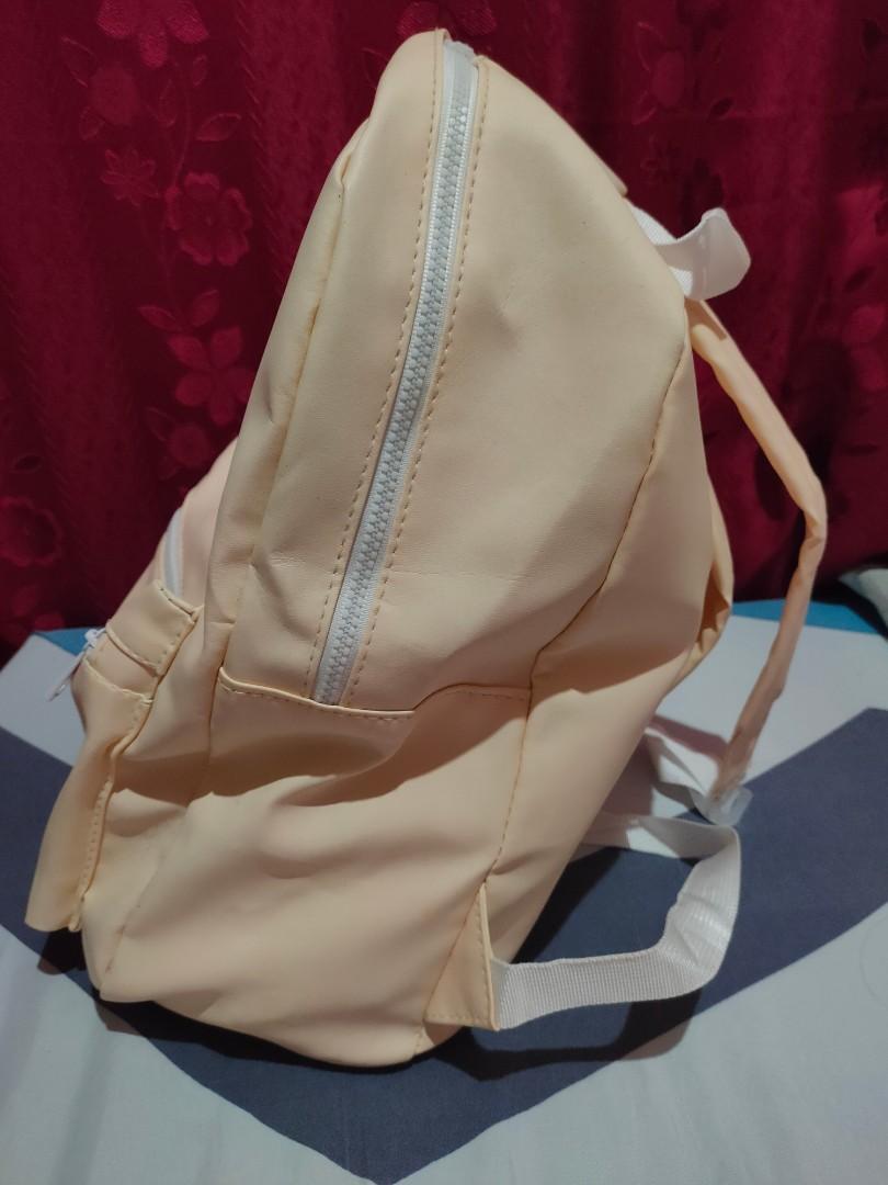 Peach Backpack, Women's Fashion, Bags & Wallets, Backpacks on Carousell