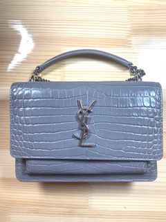 （分類：）位於 。 由 gianna1234 提交（商品編號 1179636609，圖片 1）。簡介： 。