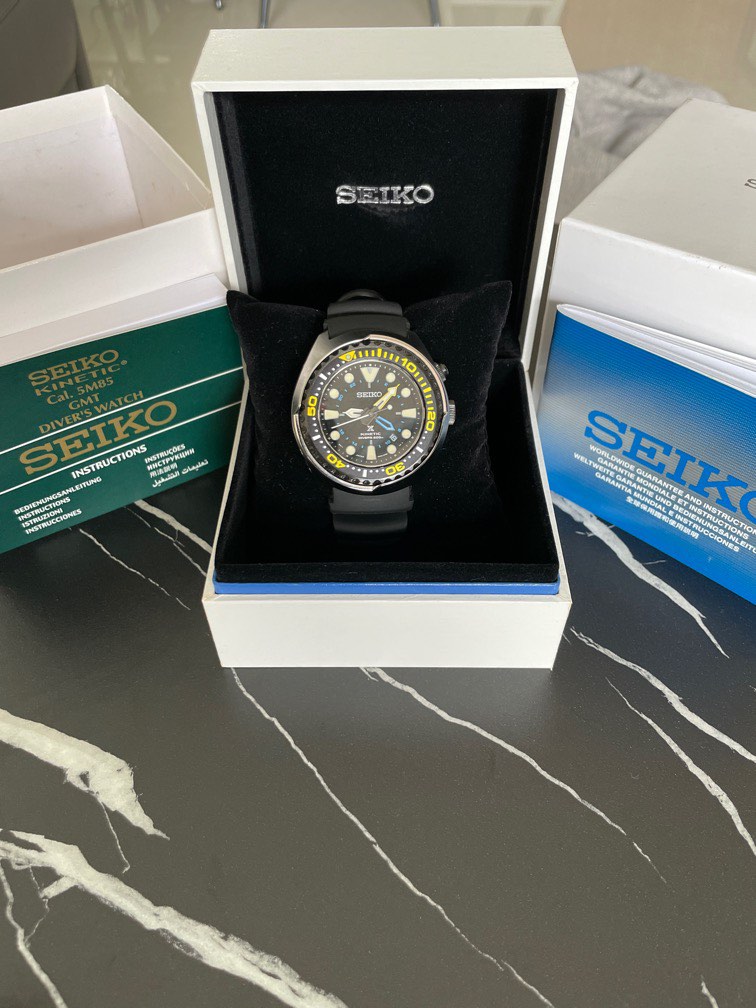 Seiko Kinetic GMT, Men's Fashion, Watches & Accessories, Watches on  Carousell