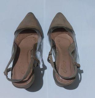 STEPICON (JOVITA) Sepatu Sandal / Sepatu Wanita Sling Back / Tali Belakang Chunky Heels / Hak Tahu 5cm Coklat Muda / Beige