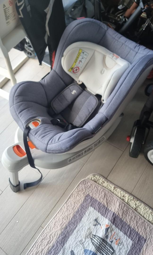 Snapkis isofix swivel carseat Babies Kids Going Out Car Seats