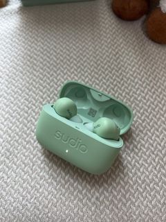 （分類：）位於 。 由 tiffffff.w 提交（商品編號 1179731535，圖片 1）。簡介： 。