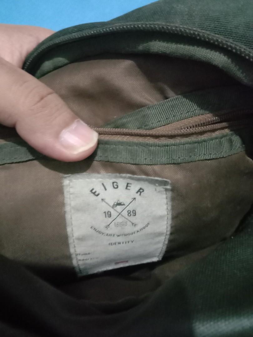 Tas Sling Bag Eiger warna Hijau Army, Fesyen Pria, Tas & Dompet , Tas