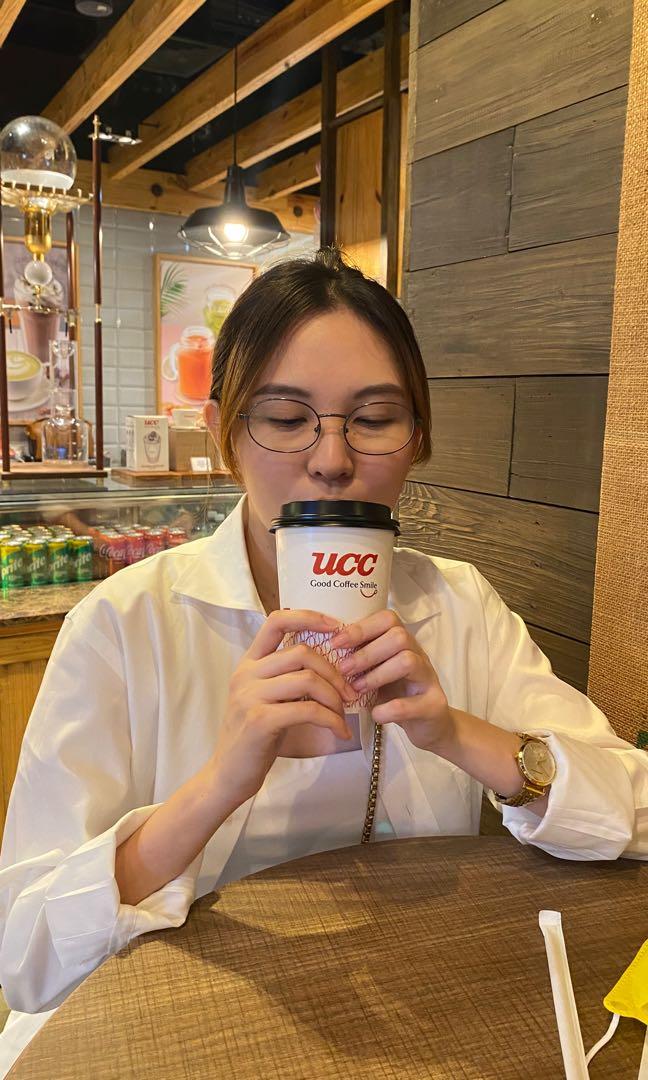 Uniqlo Longsleeve White Polo (Category: Tshirts & Polo Shirts ) located in Manila. Submitted by mykae (Listing ID 1179782388, Image 3). Description: Uniqlo Super Non-Iron Slim Fit Bought it brand new from the Uniqlo Store for 1490. Used once. RFS: Wrong size.