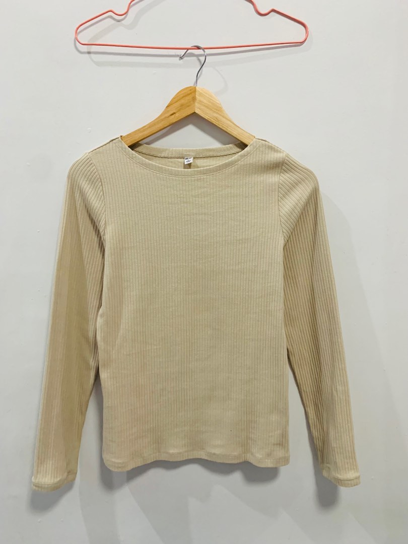 Uniqlo Ribbed Long Sleeves, Women's Fashion, Tops, Longsleeves on Carousell