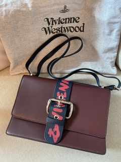 （分類：）位於 。 由 luxuryK 提交（商品編號 1179712212，圖片 1）。簡介： 。