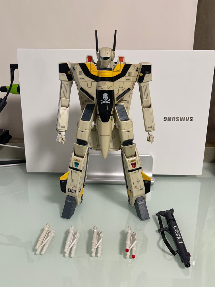 最新人気 やまと1／48 VF-1S VF1S バルキリー やまと 一条輝機 ...