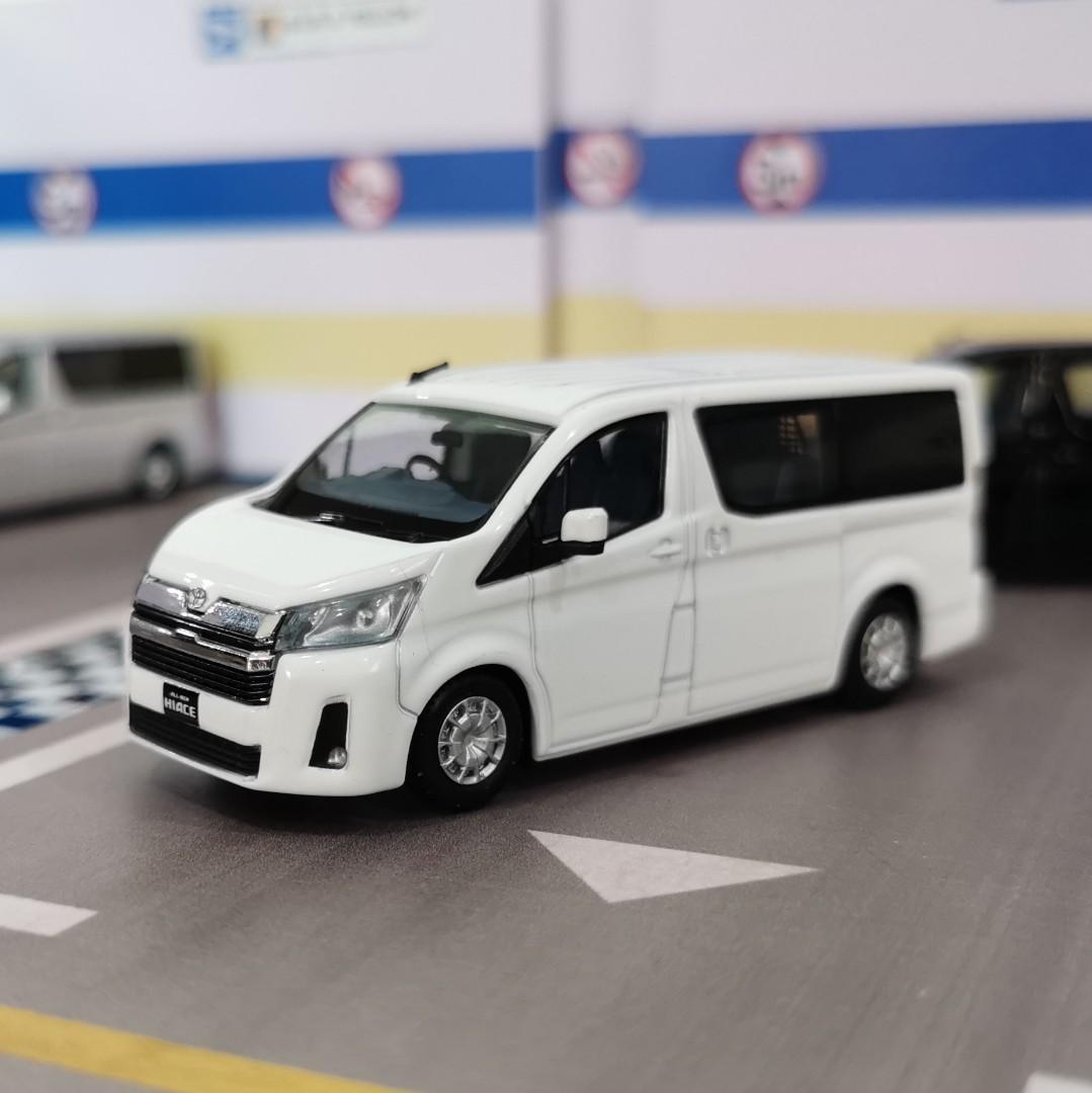 Toyota hiace best sale diecast