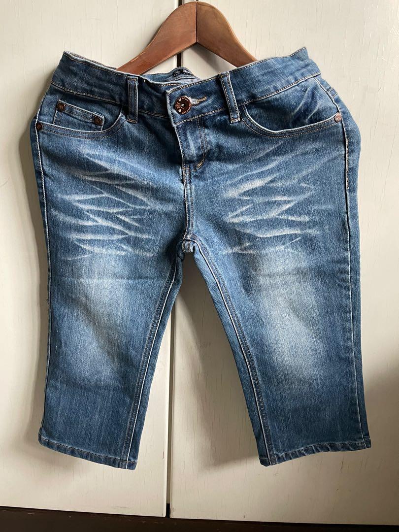 3 quarter jeans, Women's Fashion, Bottoms, Jeans & Leggings on Carousell