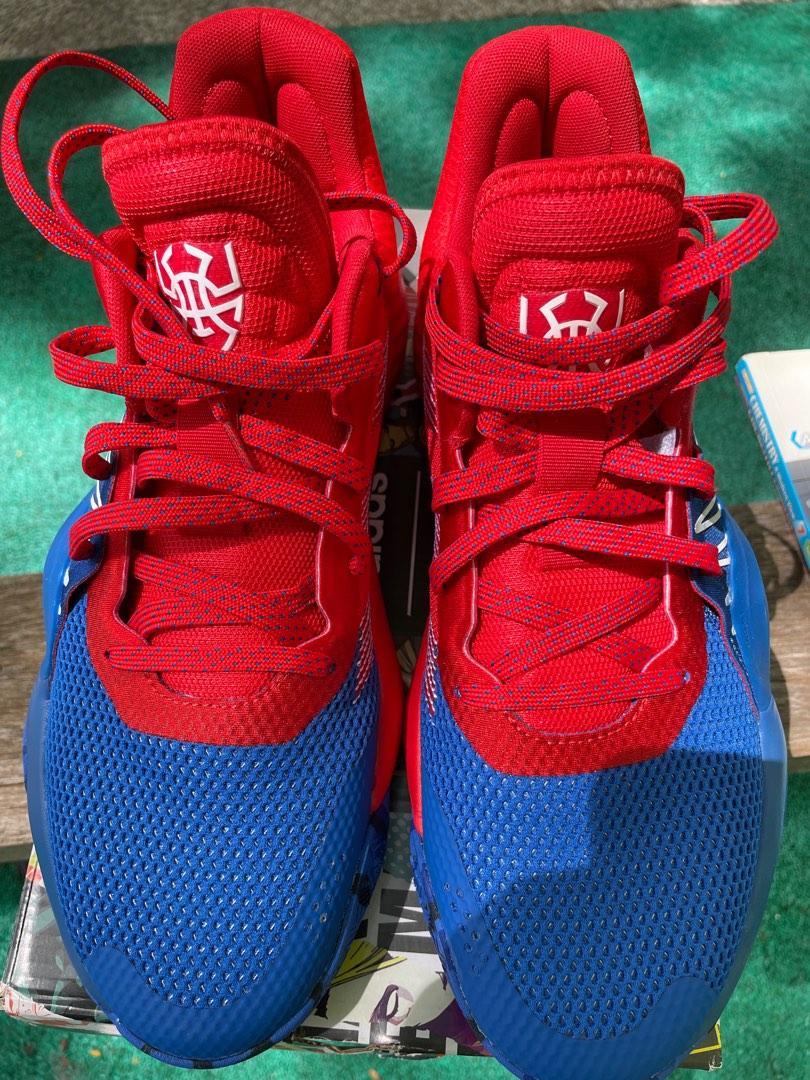 Kyrie hotsell spider man