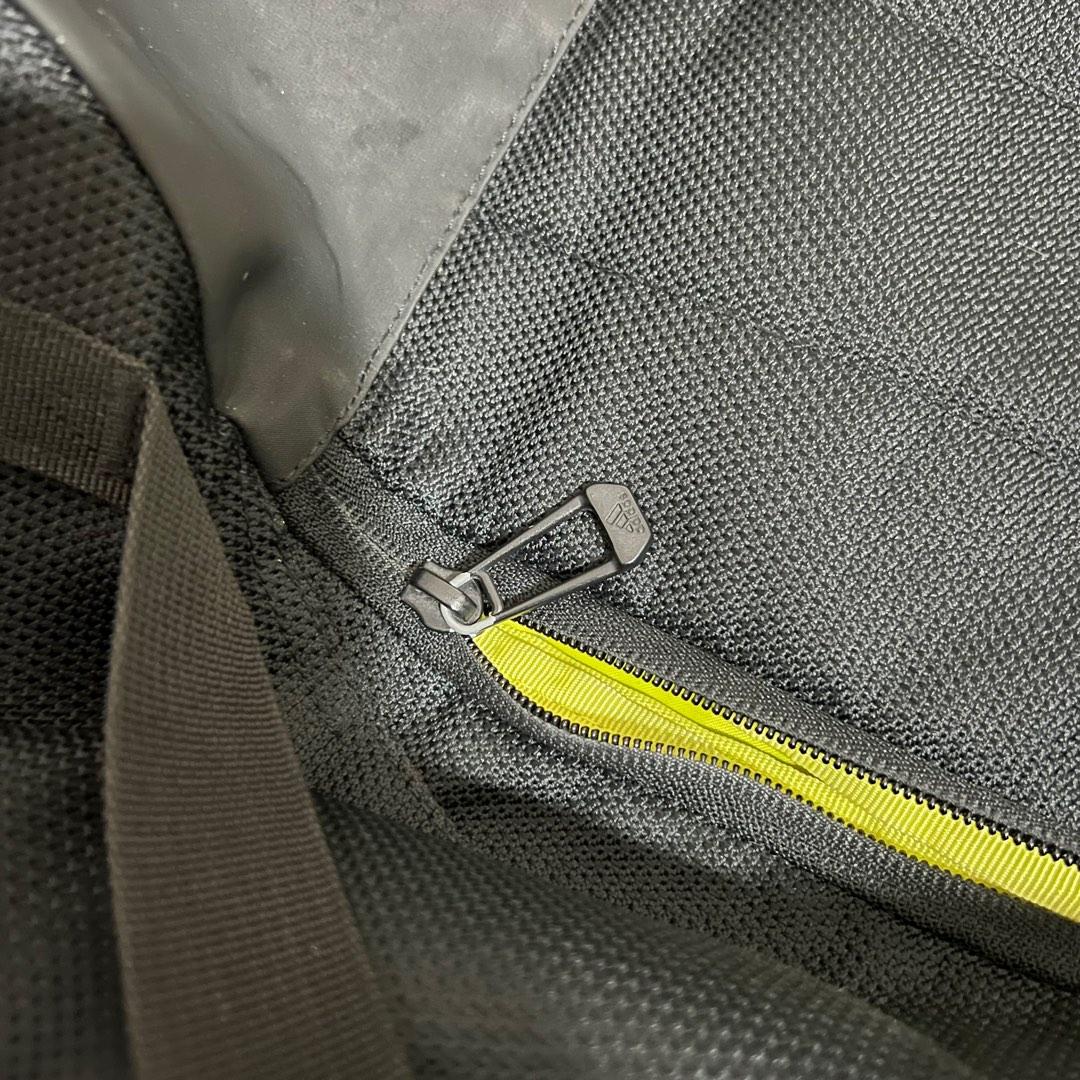 adidas TRAINING Endurance Packing System Duffel Bag Unisex Black GL8547, Men's Fashion, Bags