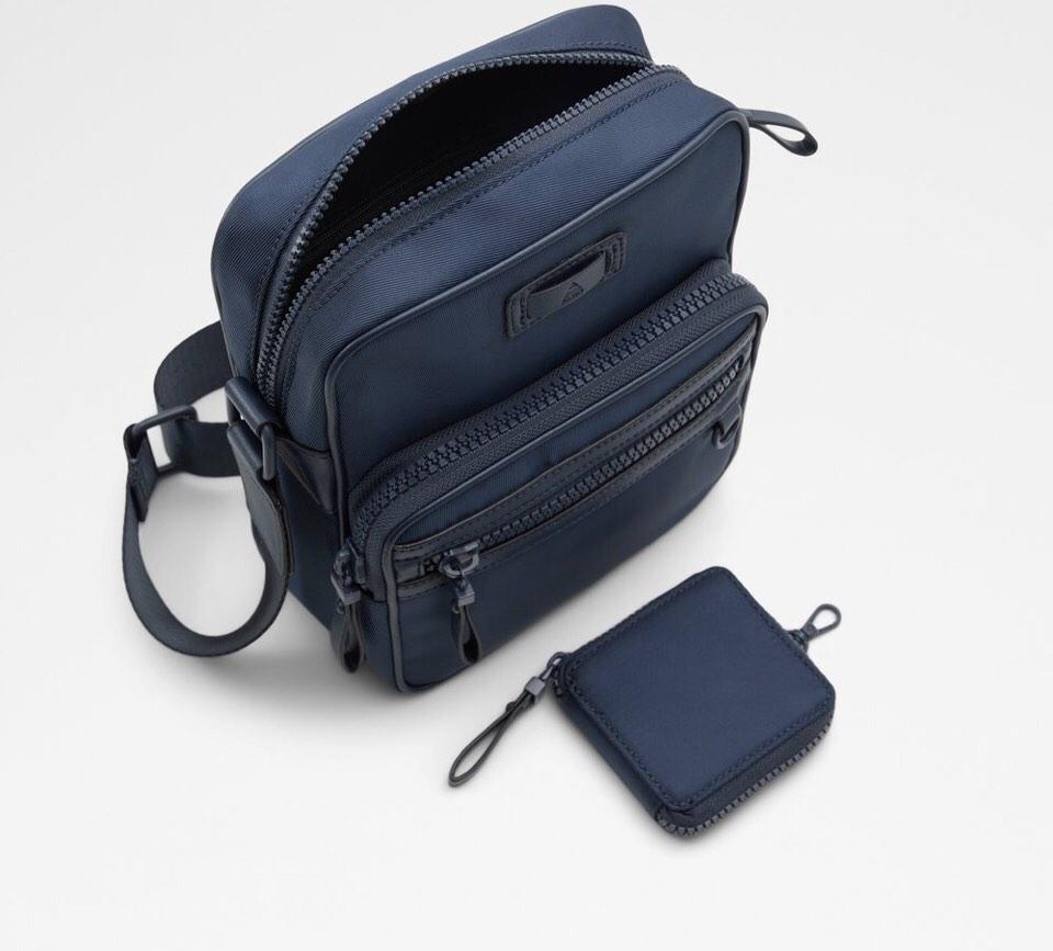 Aldo navy deals blue bag