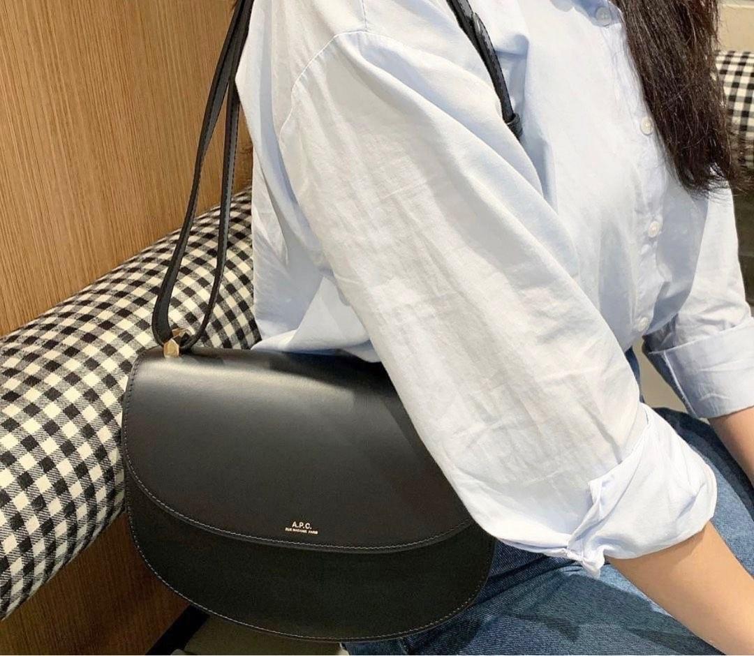 Apc geneve bag black on sale