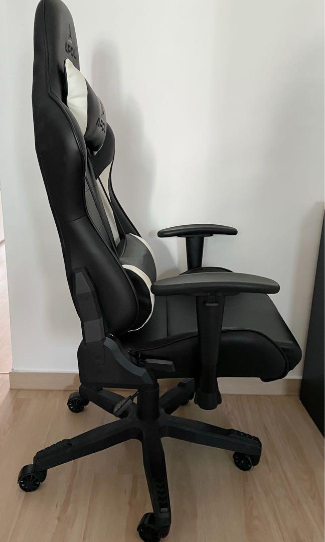 APOL Classic Gaming Chair, Furniture & Home Living, Furniture, Chairs on Carousell