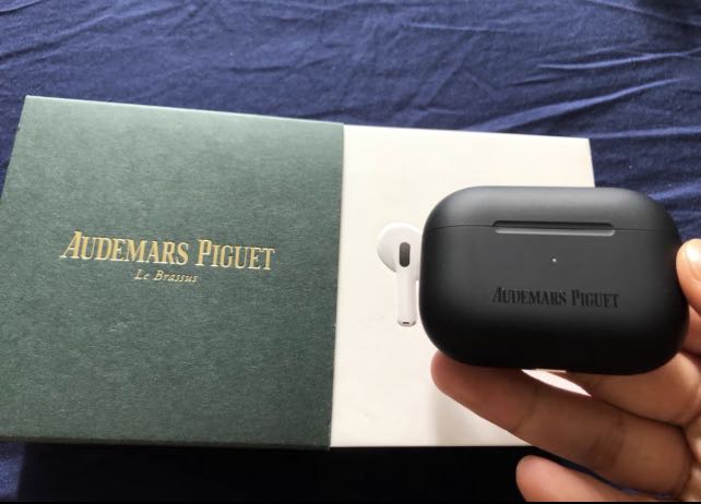 audemars piguet airpods