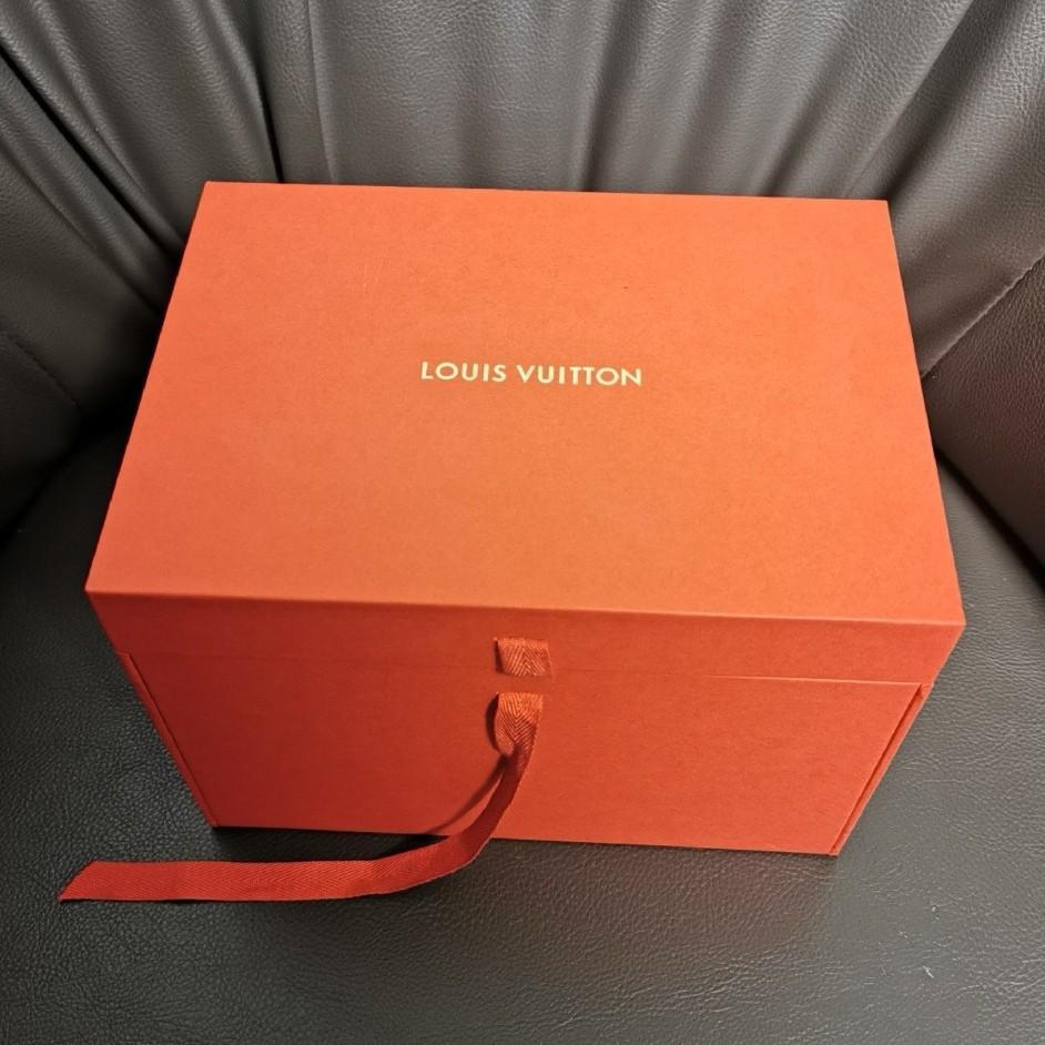 louis vuitton box, Luxury, Accessories on Carousell