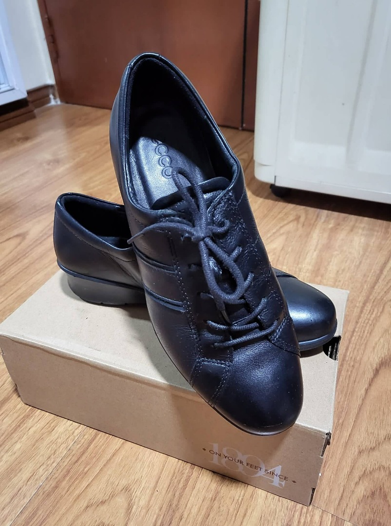 Authentic Preloved Ecco Shoes, Women's Fashion, Footwear, Loafers on