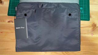 BNWT BASEUS 13” LAPTOP SLEEVE