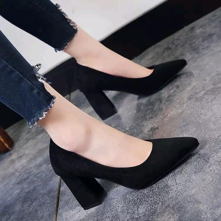 College black shoes for ladies shop